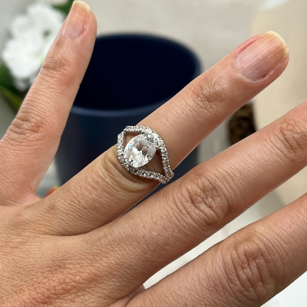 Vintage 925 Sterling Silver Oval Cut CZ Statement Ring – Size 6 - Picture 10 of 17